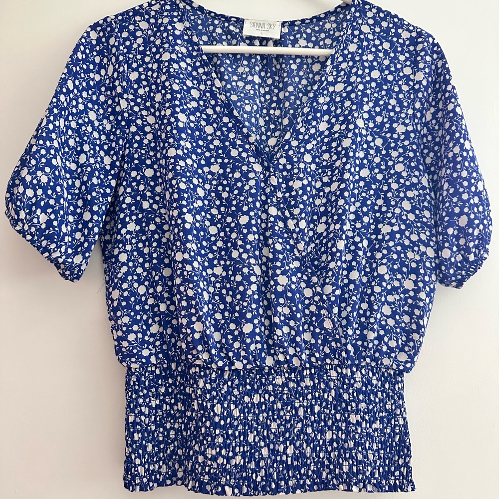 Floral top